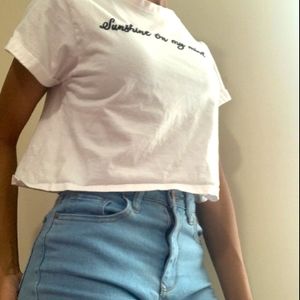 Cropped sunshine tee